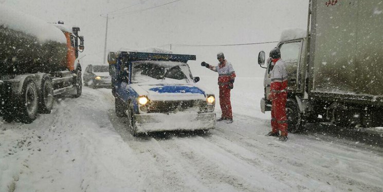 انسداد 17 جاده ‌به دلیل نبود ایمنی‌‌ و بارش برف/ بازگشایی چند‌ محور مسدود‌