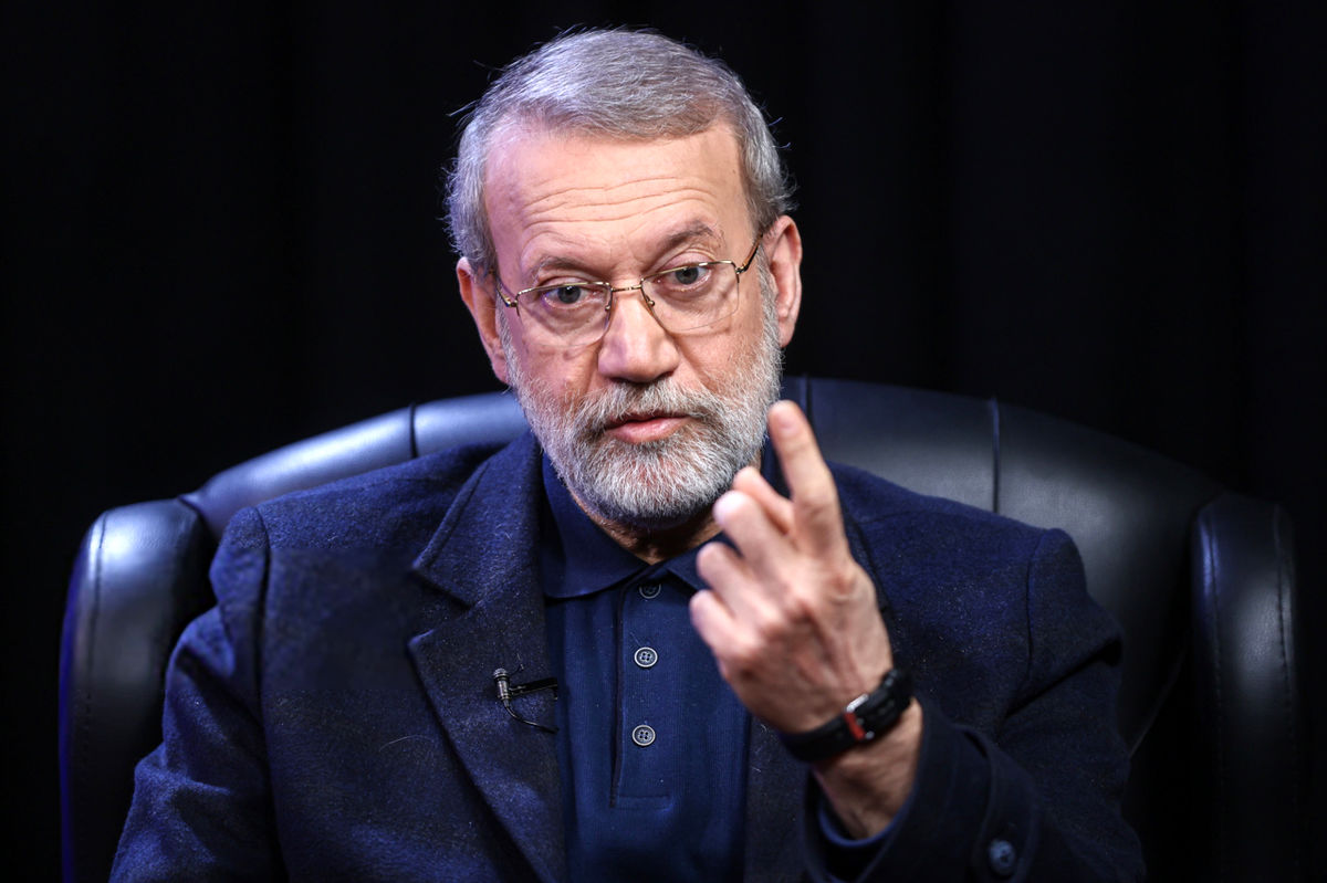 لاریجانی: آمریکا می تواند منافع اقتصادی با ایران تعریف کند