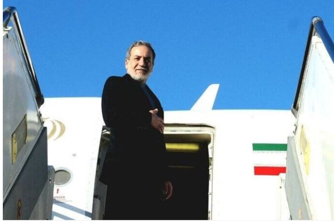 عراقچی و هیات همراه وارد مسقط شدند