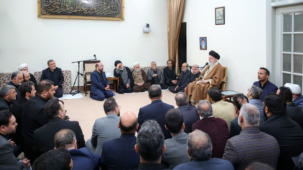 ۳ برداشت از بیانات امام صادقی رهبر انقلاب