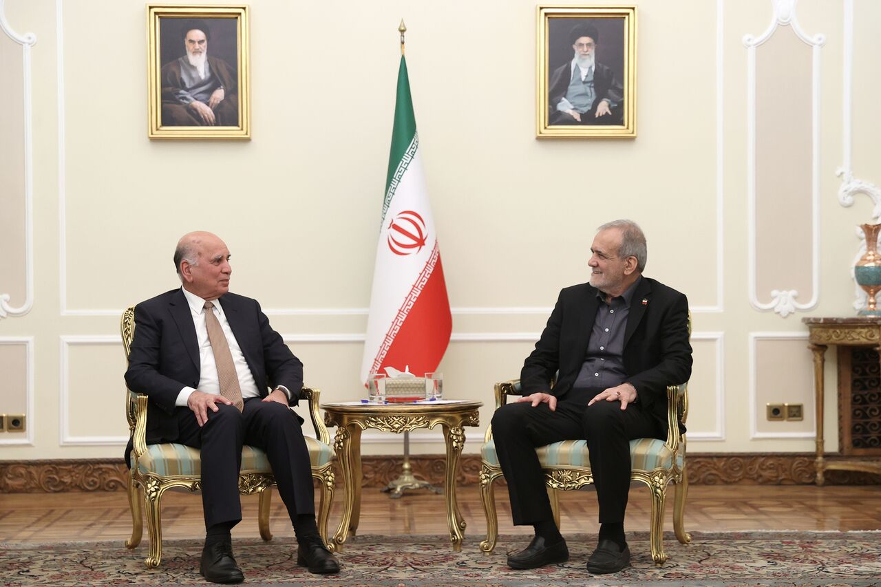 برای رشد و پیشرفت ملت‌ ایران از کسی دستور یا اجازه نمی‌گیریم