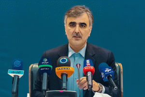 امسال حذف ۴ صفر از پول ملی را دنبال می‌کنیم 